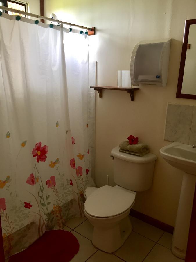 Cabanas Hinariru Nui 앙가로아 외부 사진